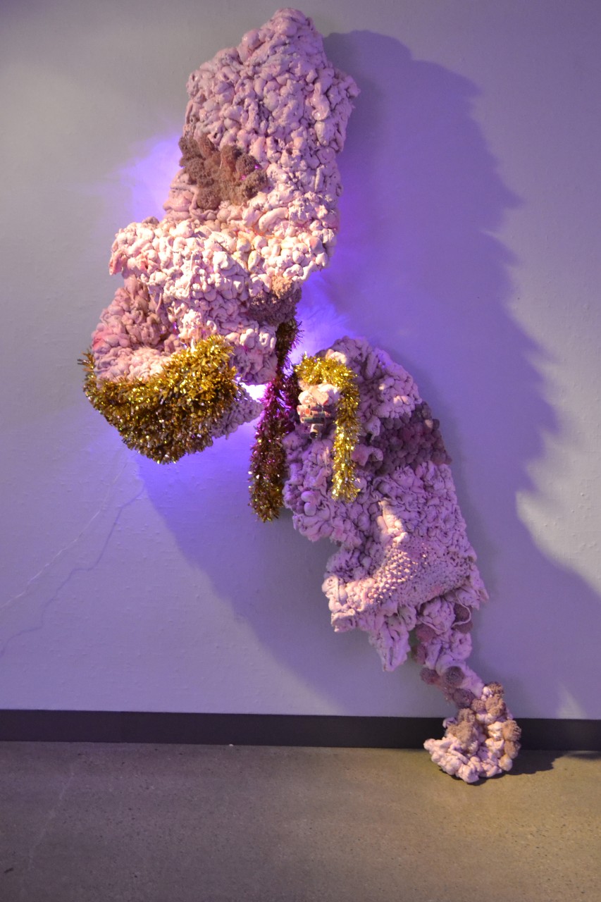 Sam Dorgan, Lump #1, mixed-media assemblage with LED lights (2017)